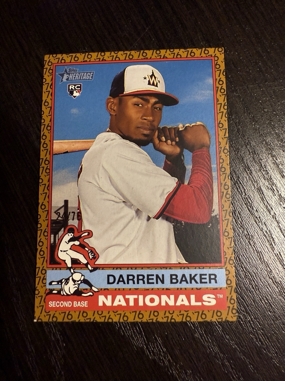 2025 Topps Heritage Darren Baker #301 RC Color of the Year /76 *Corner Ding
