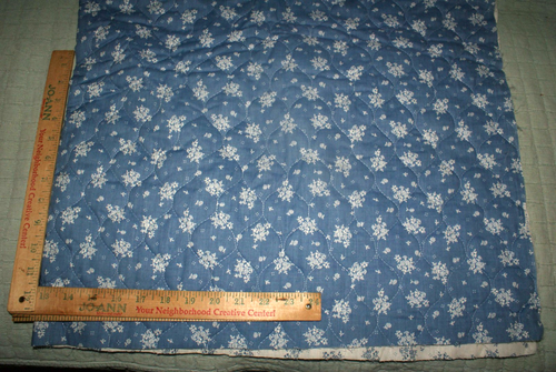 Tela preacolchada de doble cara azul/blanco flor/rosa/blanco Wamsutta 36 x 44 W - Imagen 6 de 8
