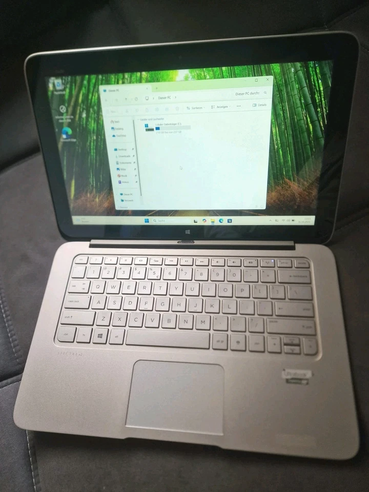 HP Spectre 13 x2 13,3" 2in1 - Intel-i5, 4GB RAM, 256GB SSD, Win11, FullHD Touch+ - Bild 2 von 4