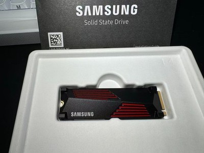 Samsung 990 PRO 4TB M.2 2280 Internal SSD - MZ-V9P4T0CW
