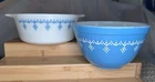 Lot PYREX Snowflake Garland #40 Mixing & #472 Cinderella Bowls Both 1 1/2qt ￼￼