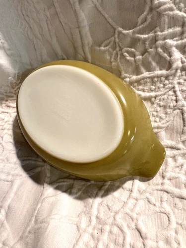 Vintage Pyrex Green 7" Oval Au Gratin Dish