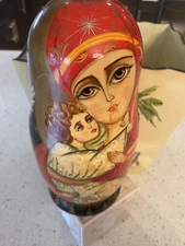 Rare Find Russian 8 Pc Matryoshka Mom Family Nesting Doll 9” Hand Paint- Signed