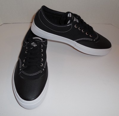 converse crimson canvas