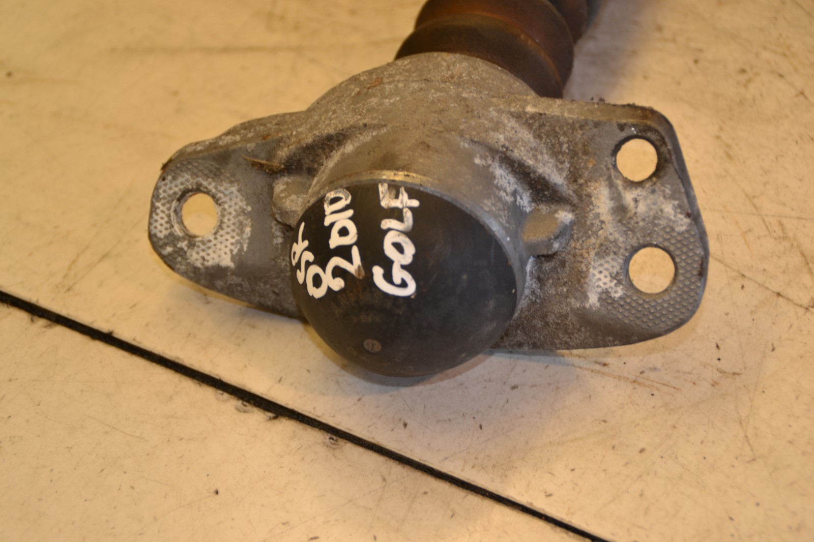 VW Golf Shock Absorber Right Rear 1K0512013CP Mk6 Rear Suspension Leg