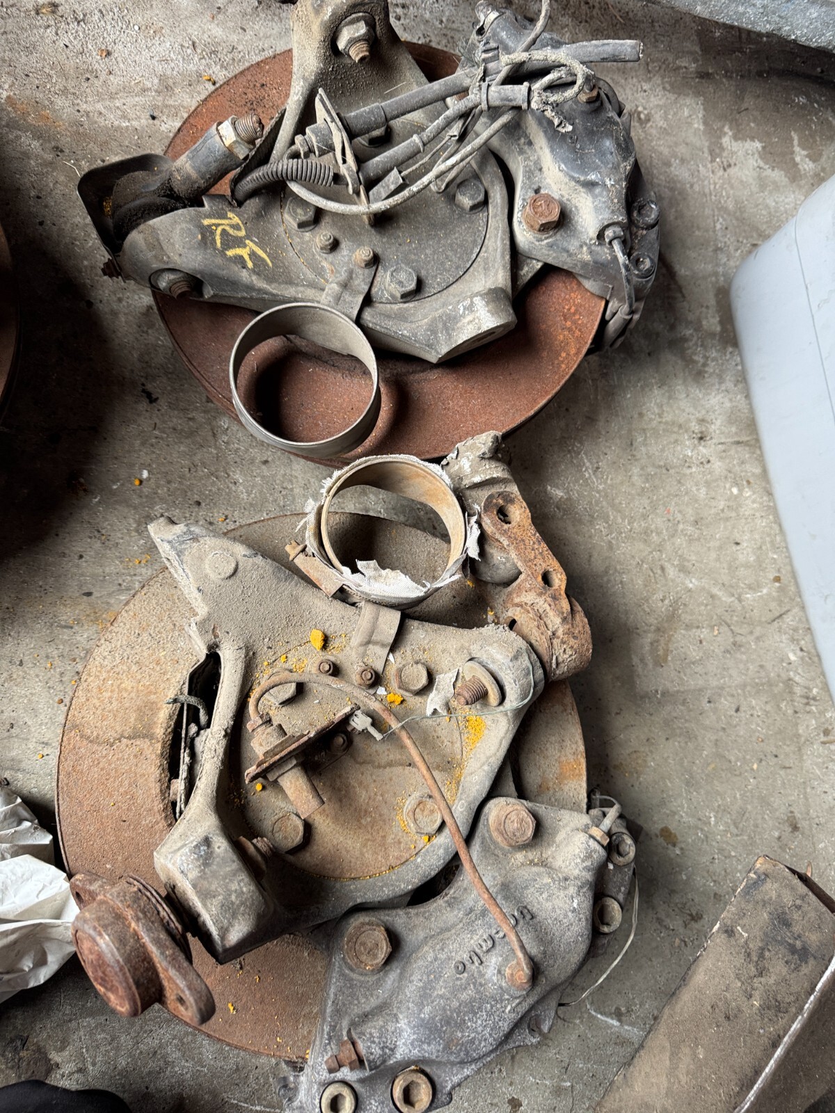FERRARI 355  BRAKE CALIPERS 2 x front  1 rear , with  disc