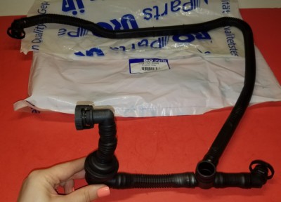 Audi & Volkswagen Crankcase Breather PCV Vent Vacuum Hose for Passat A4 A6 URO
