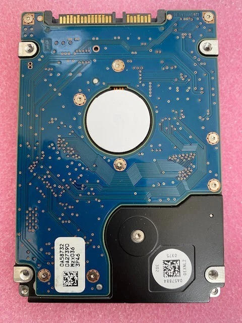 Hitachi TravelStar 250GB HTS545025B9A300 5K500.B-250 5400RPM SATA 3Gb/s HDD - Image 2 of 2