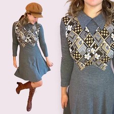 Vintage 70s Sweater Dress Vest Geometric Flower Collar Grey Medium
