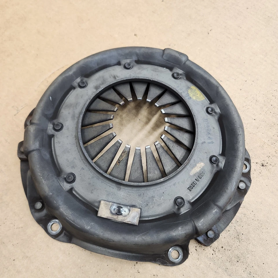 85-88 C4 Corvette Embrague Placa de Presión Disco Disco Conjunto Cubierta 85' BUEN USADO Foto 4 de 4