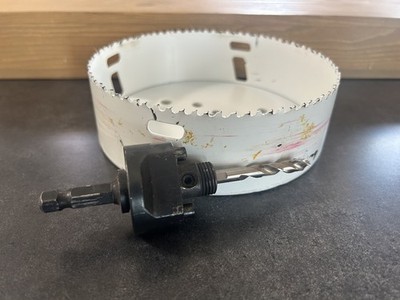 Milwaukee 6 - Inch Hole Saw Dozer