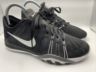 Nike Free TR6 Womens Shoes Size 6.5 US/37.5 EU 833413 001 Black/White