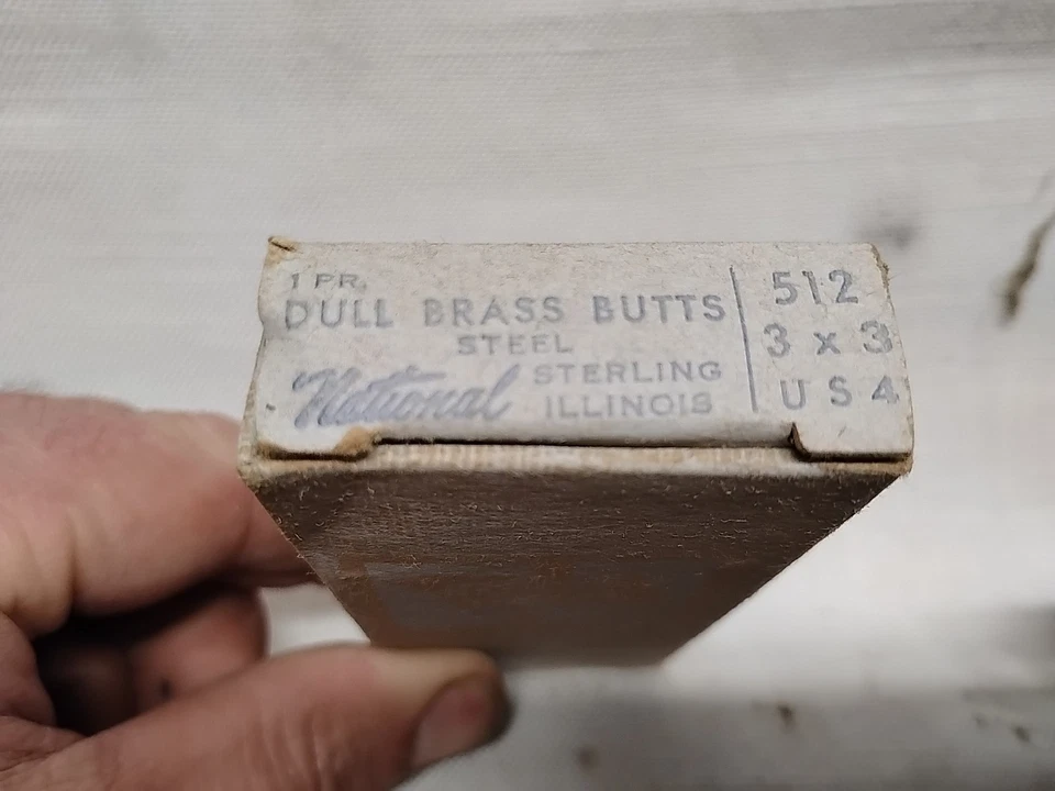 4 pares de bisagras National 512 de latón opaco nuevas de stock con herrajes total de 8 bisagras Foto 2 de 4