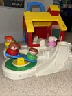 Vtg 1992 Fisher Price Chunky Little People School House & Multiple Figures #2559