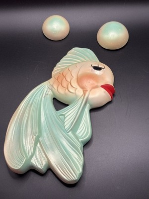 Vintage Anthropomorphic Fish With Bubbles Chalkware