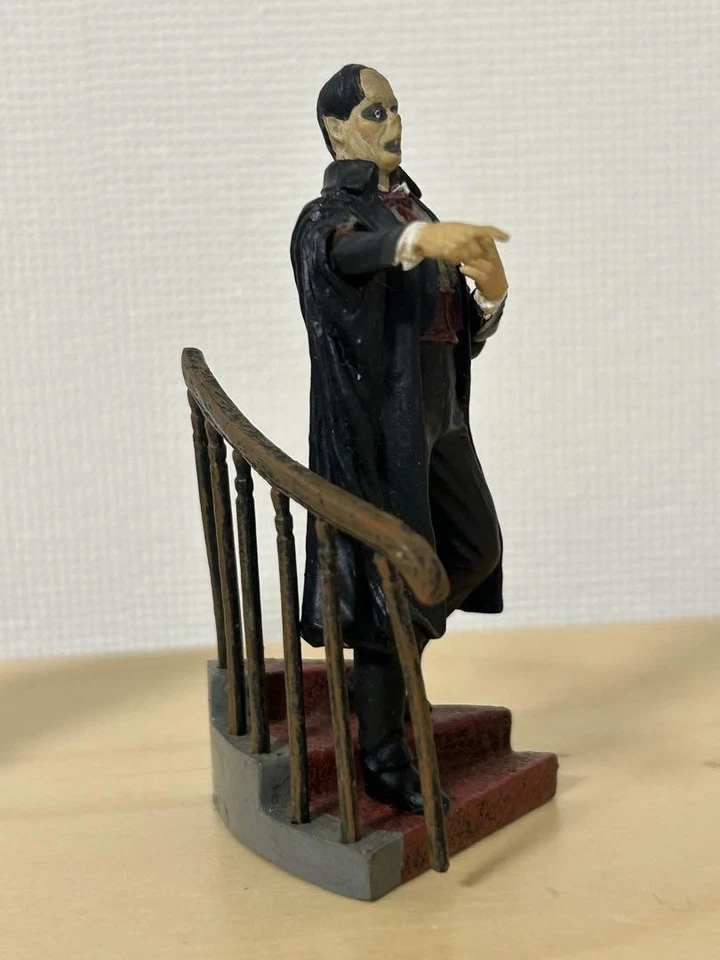 Phantom of the Opera Figure Silver Screen Version 9cm Set of 2 Used From Japan - Image 4 of 4