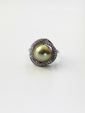 Pistachio Pearl Ring