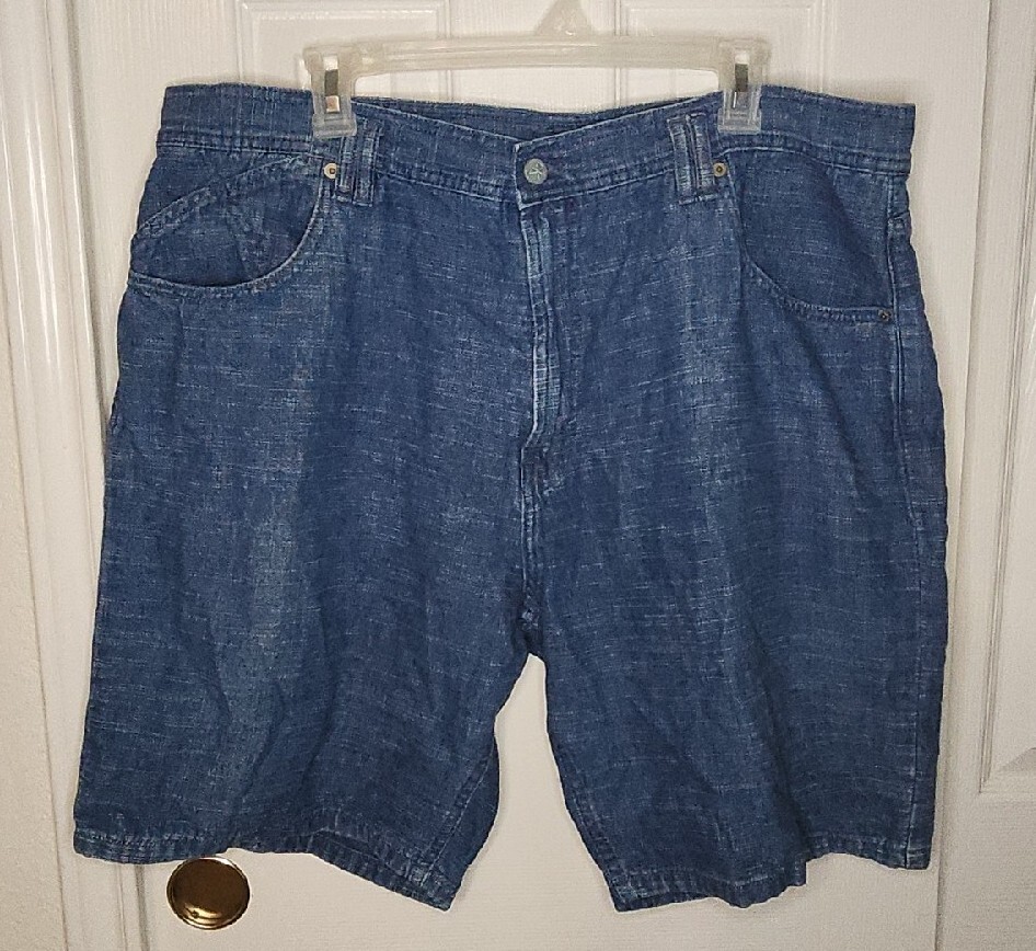 NEW Vintage Y2K Calvin Klein Jeans Men's Med Wash Denim Shorts