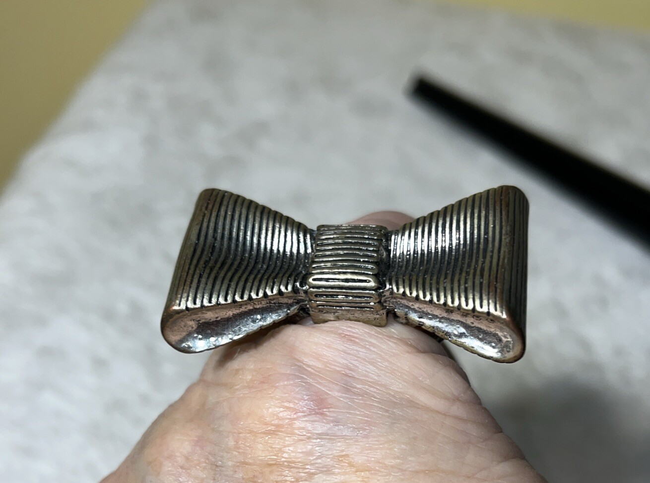 Ring Large bow, adjustable, size 5, Silvertone - image 6