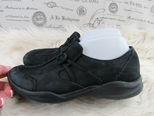 clarks wave run slip on