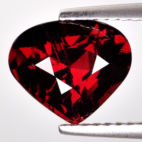 2.70 Ct AAA Red Rhodolite Garnet - Untreated Natural Loose Gemstone Tanzania - Picture 2 of 3