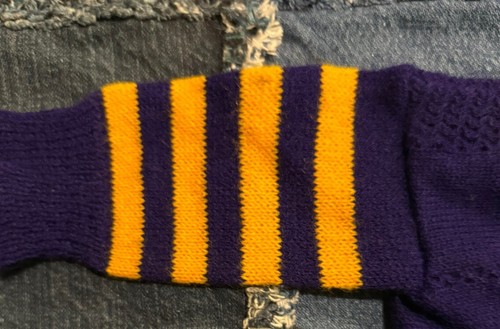 Vintage Knit Cardigan Washington Huskies Football Sweater USA Kids Baby Toddler - Picture 8 of 11