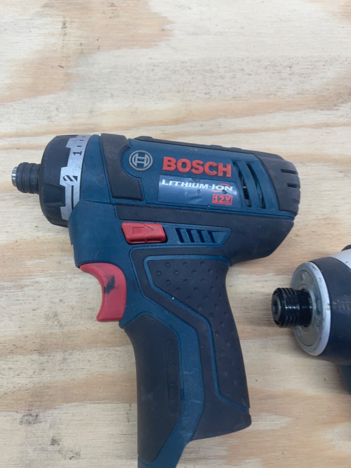 Impact Driver BOSCH CLPK27-120 12V Max 2-Tool Combo Kit With Two