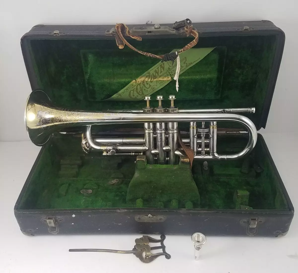 1918 CG Conn Victor 80A New Wonder Cornet #161733 w/ Original Mouthpiece & Case