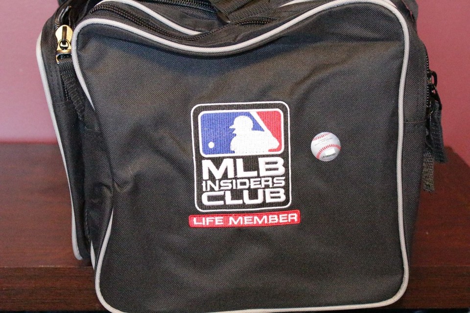 MLB. Pittsburgh Pirates Duffle Bag. Black. New. | eBay