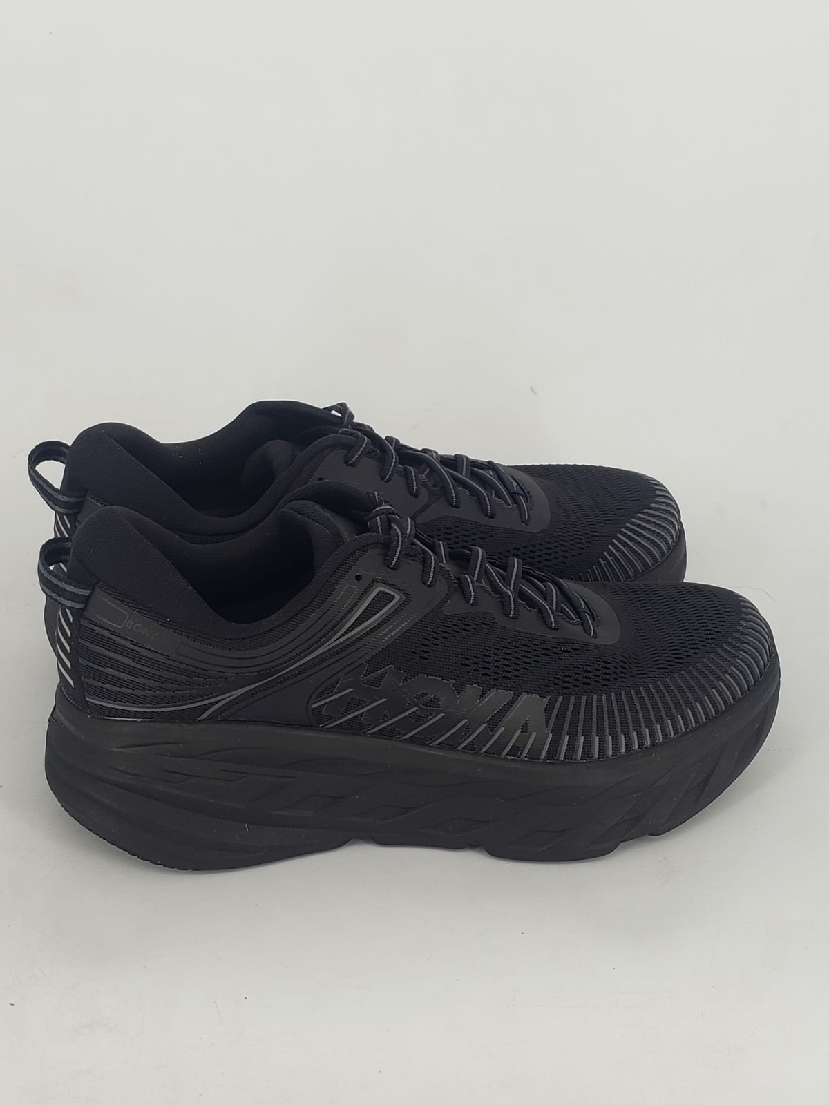 Купить HOKA ONE ONE MENS BONDI 7 BLACK 