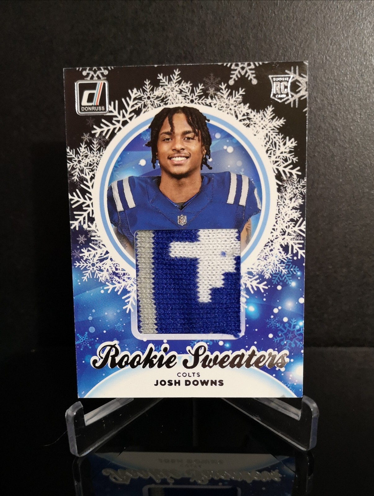 JOSH DOWNS RC RELIC 💥 2023 Donruss Holiday Rookie Sweater 3 Color Patch #HS-JDO