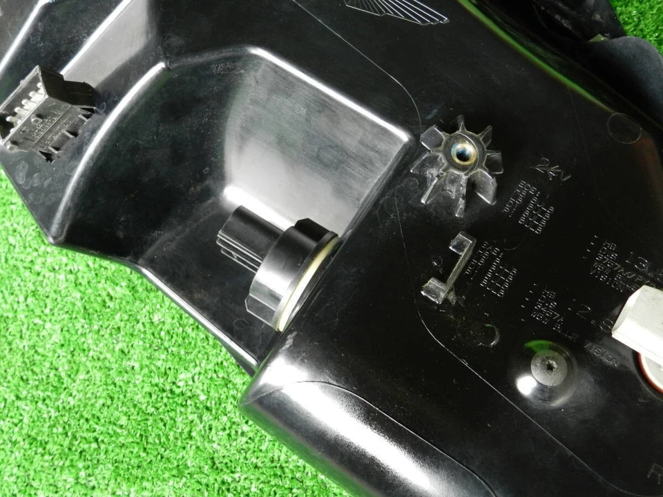 Aston Martin Db9 Genuine Right Headlight Product No. 4G43-13W029-Aa Foto 3 de 4