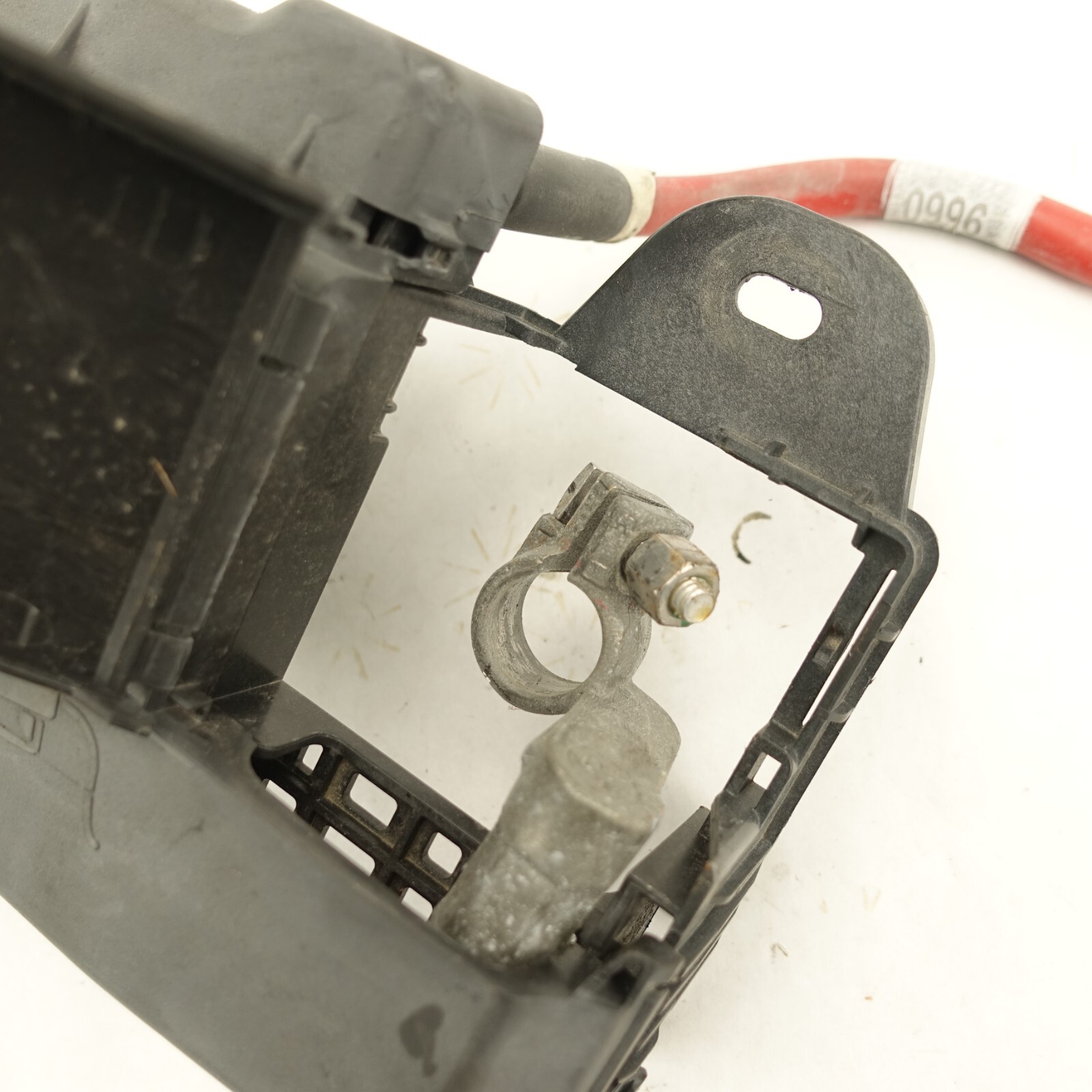 2011 2012 2013 2014 2015 Chevy Cruze Positive Battery Cable and Hub