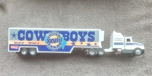1994 Dallas Cowboys Super Bowl XXVIII 28 Football Champions Diecast Transporter - Picture 2 of 7