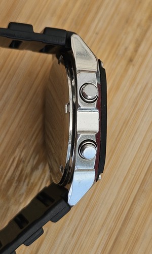 Casio DW-1400 280 HD Edelstahl Vintage Digitaluhr 1985 Japan funktioniert - Bild 9 von 16