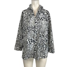 ZENERGY BY CHICO'S - WOMEN'S 2 - GRAY BLACK WHITE ANIMAL PRINT FULL ZIP JACKET