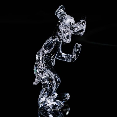 SWAROVSKI Figurine DISNEY Goofy Showcase 690716