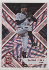 2018 Panini Elite Extra Edition Aspirations Red 126/150 Taylor Hearn #29 kh7