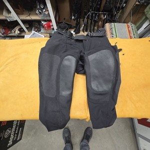 Leatt ADV Rally 5.5 Pants Medium Mens W/ suspenders