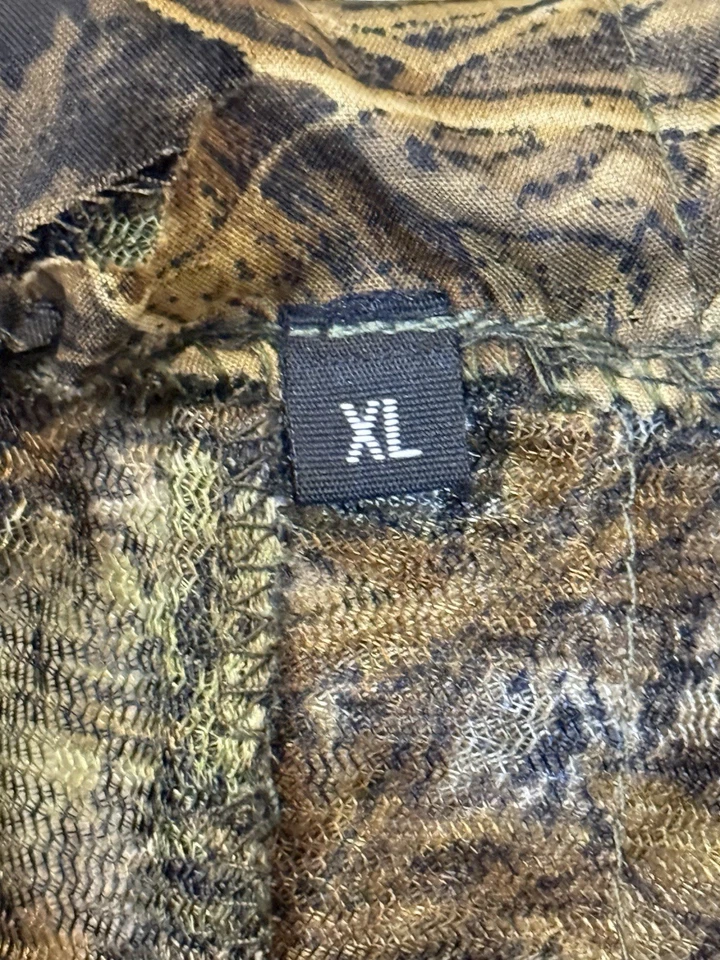 A Pair of 3D Leafy Camouflage Ghillie Suit Pants. Size XL - Image 4 of 4