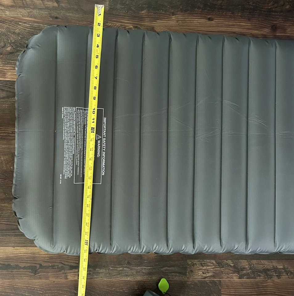 Raro Colchón Inflable Aerobed Pakmat Original Que Compacto En Cilindro Foto 3 de 4