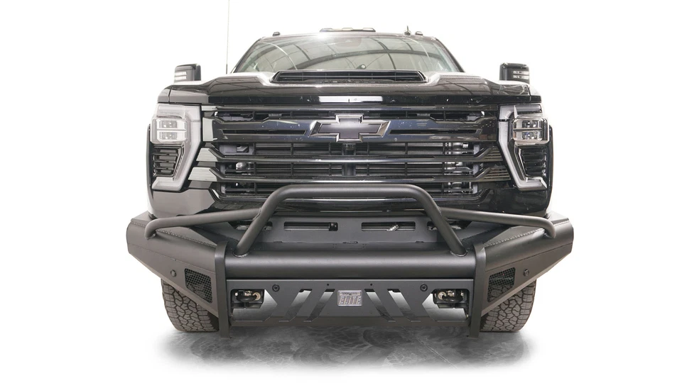 Fab Fours CH24-Q6162-1 Front Bumper for 2024 Chevy Silverado 2500HD/3500HD Foto 2 de 4