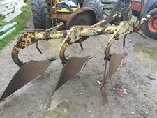 Bomford 3 furrow plough £650 - delivery possible