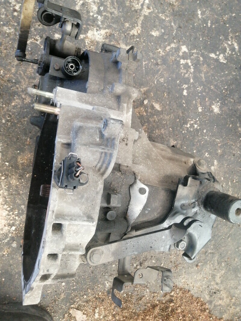 Picture 2 of 3