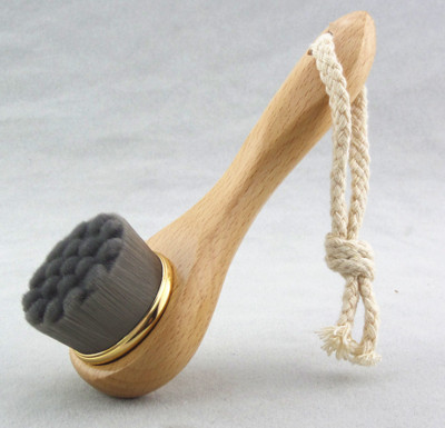 New Facial Cleansing Brush Long Handle Manual Wooden Pore Cleaning Brush