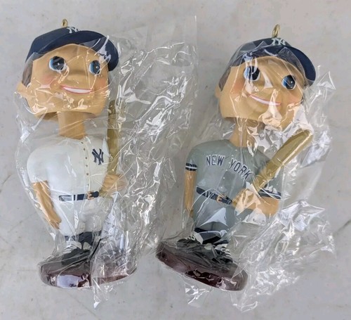 Memory Company New York Yankees Two Bobbin Head Ornaments - Picture 3 of 3