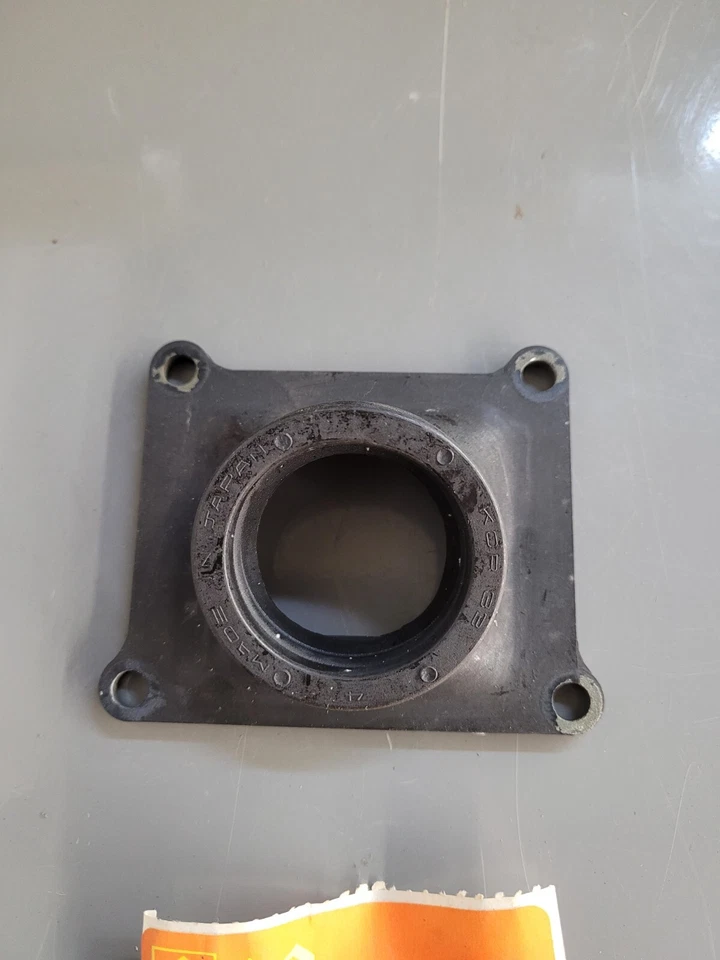 铃木 NOS 13110-14100 进气 82-83 RM125 — 第 3/4 张图片