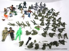 LOT VINTAGE PLASTIC ARMY MEN, COWBOYS English German Australian Troops Civil War