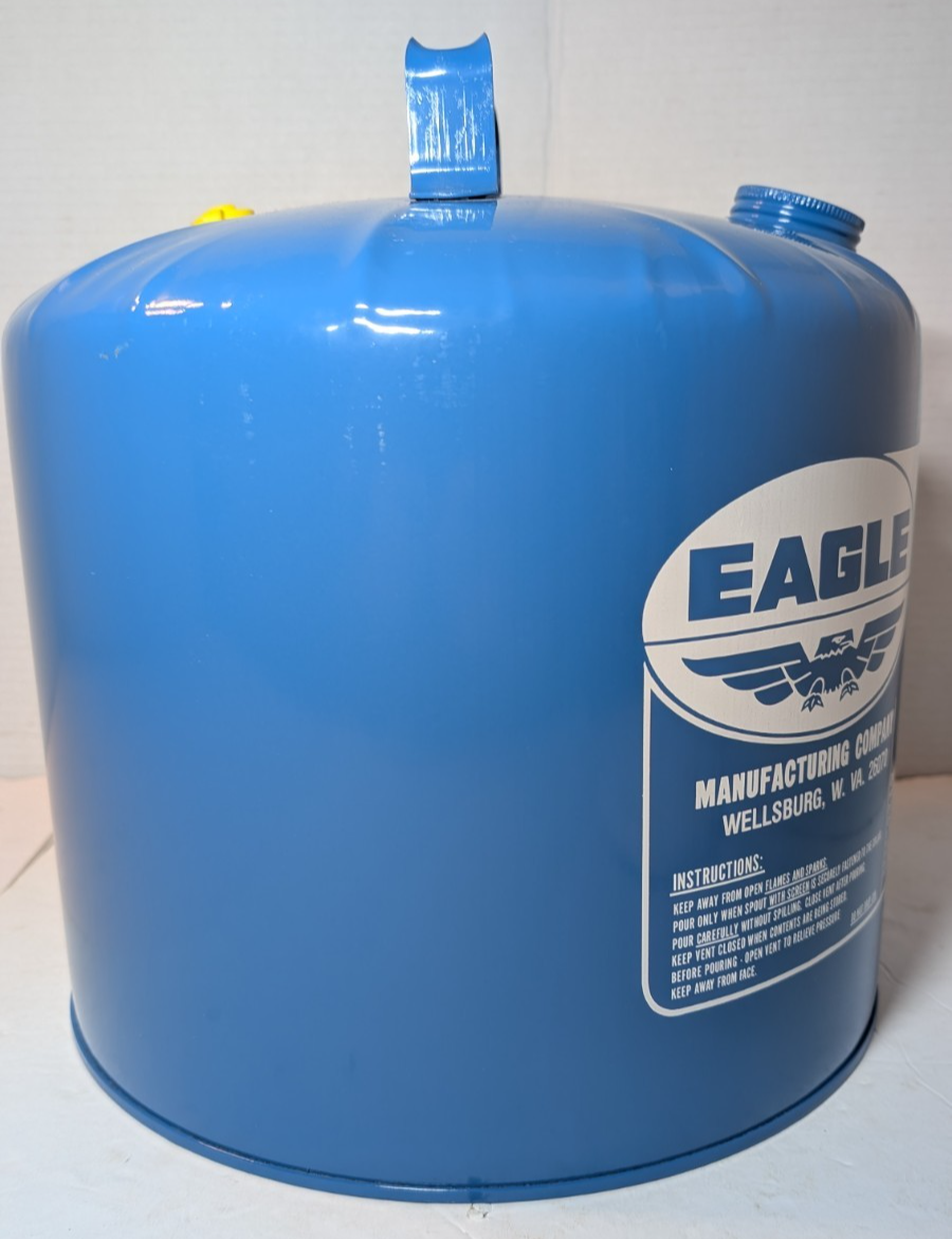 VINTAGE NOS EAGLE KEROSINE KES 5 STEEL ROUND VENTED 5 GALLON CAN