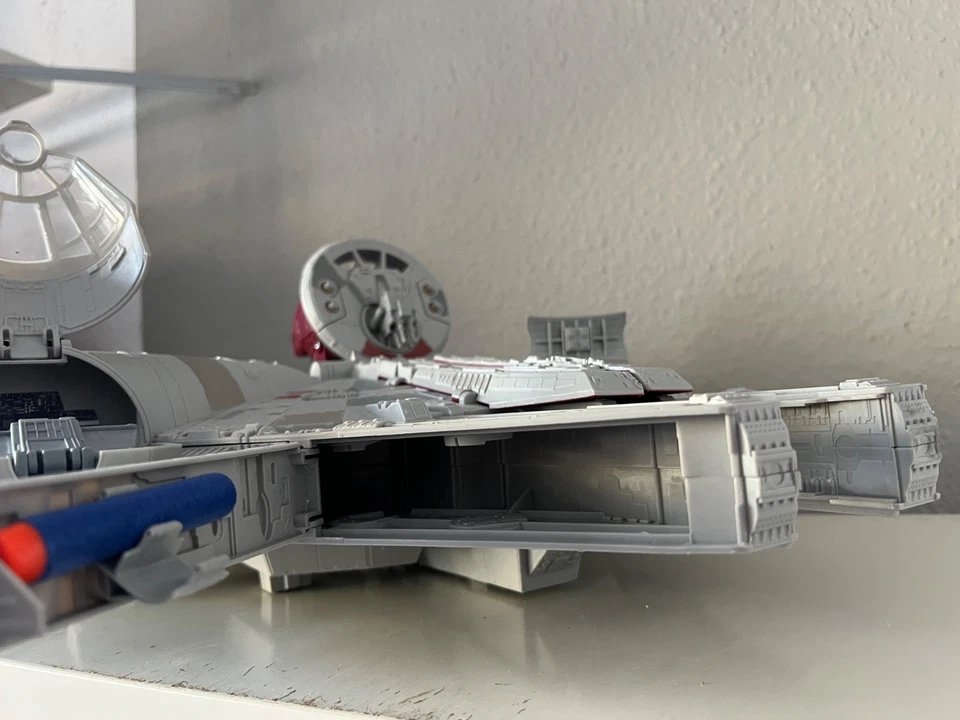 HASBRO - Star Wars - Millenium Falcon - Bild 4 von 4